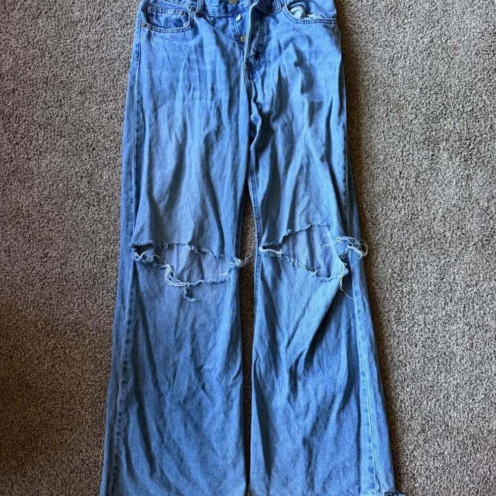H&M Distressed Wide Leg Jeans US 4 Light Wash